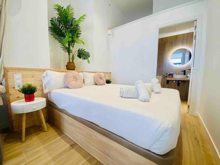 Nice & Cozy Flat Close The Beach Valencia Exterior photo